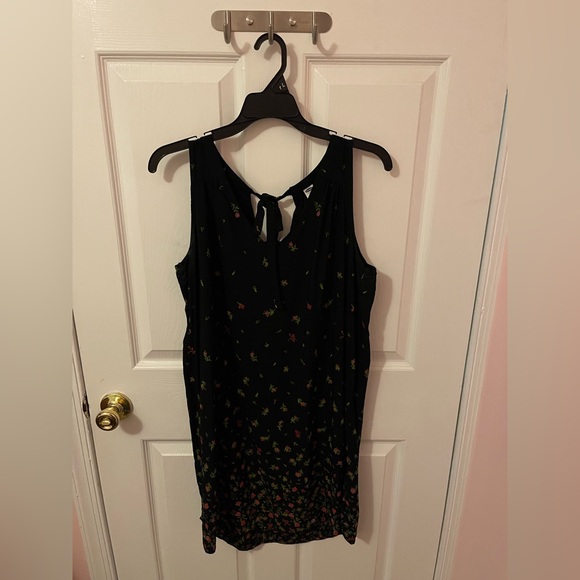 Old Navy Black Floral Tank Dress- Copy - Picture 10 of 11